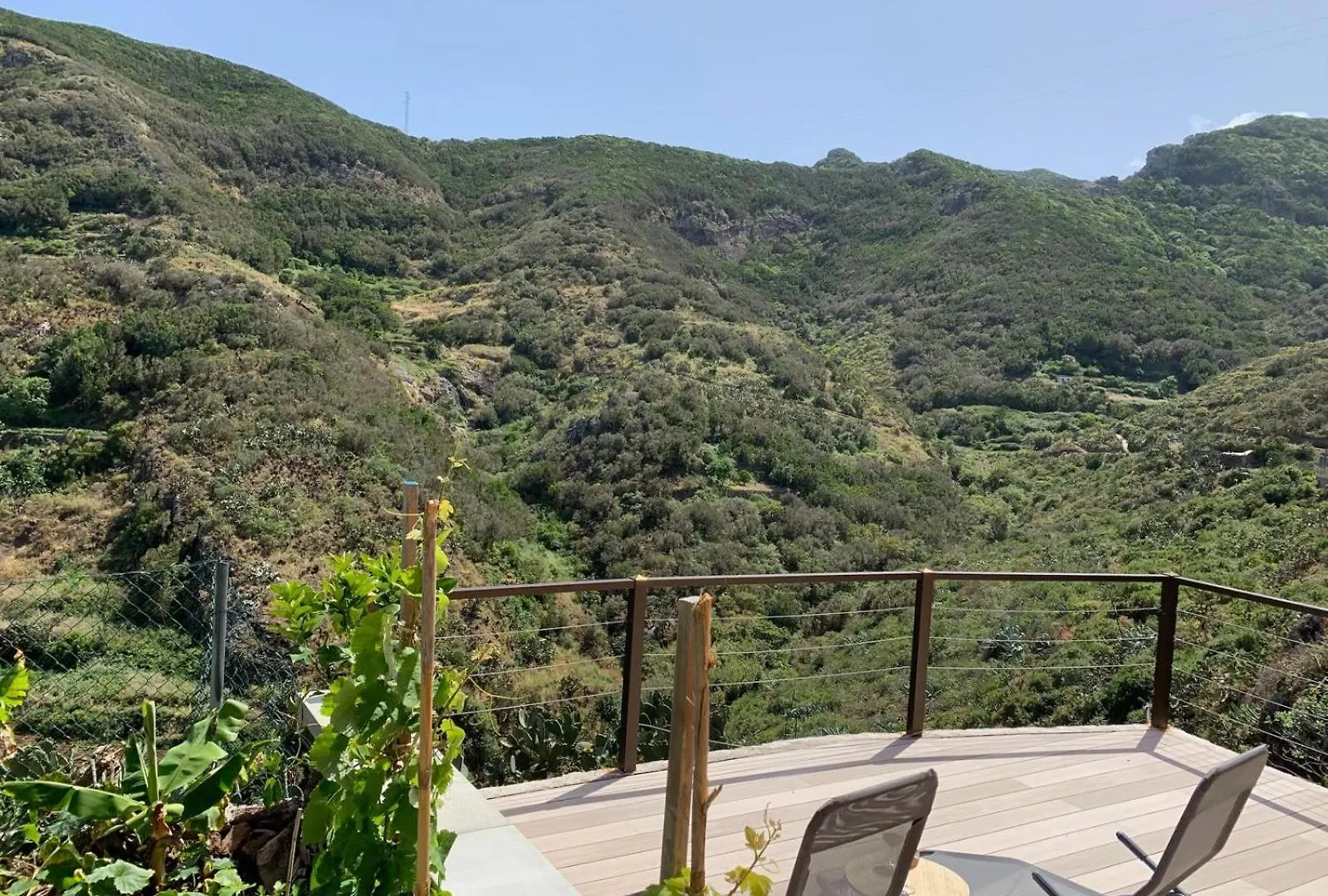 Pambnb - Nature Retreat With Mountain Views & Fiber Santa Cruz de Tenerife 0*,  Spagna
